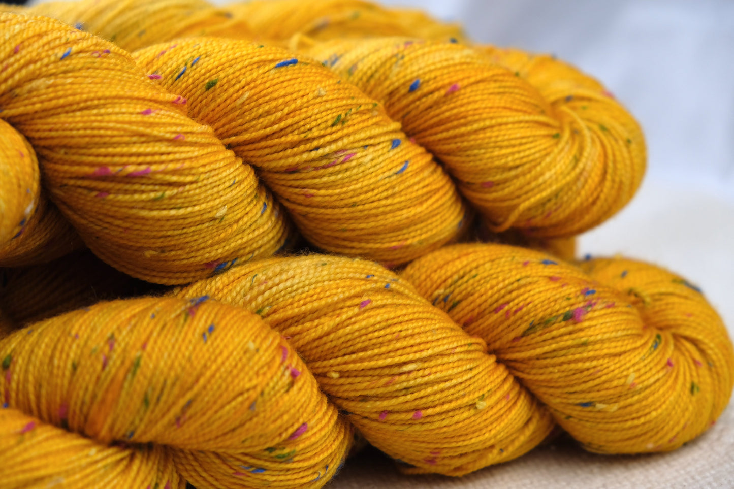 Sprinkle Fingering - Mango