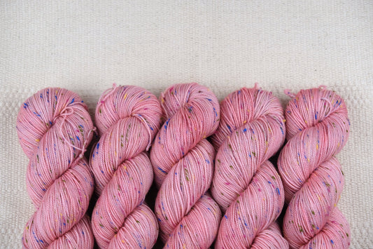 Sprinkle Fingering - Sakura