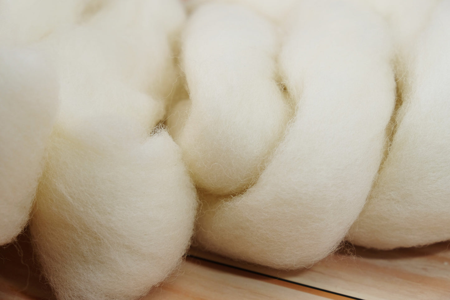 Undyed/White Whiteface Woodland Combed Top fiber