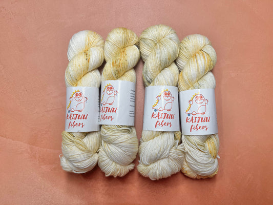 *Clearance* Bambino silk - Butter Beer (112022)