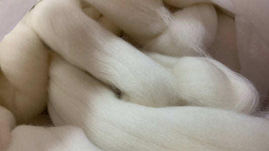Undyed Rambouillet Fiber